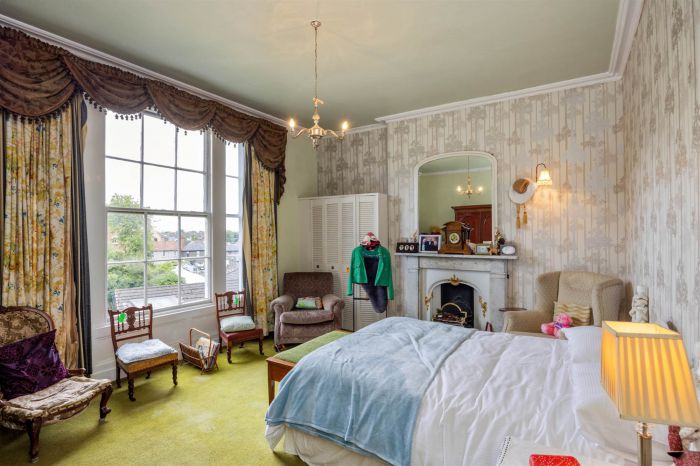 Millbank House, 33 Victoria Road