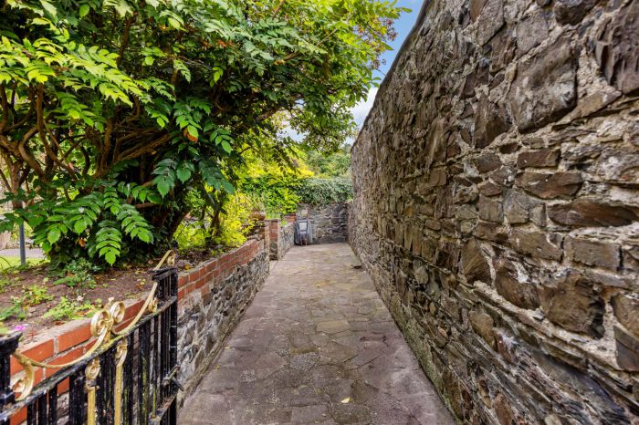 Millbank House, 33 Victoria Road