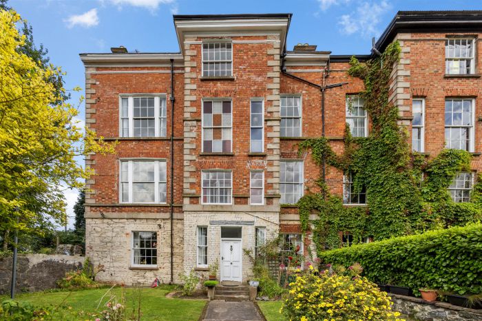 Millbank House, 33 Victoria Road