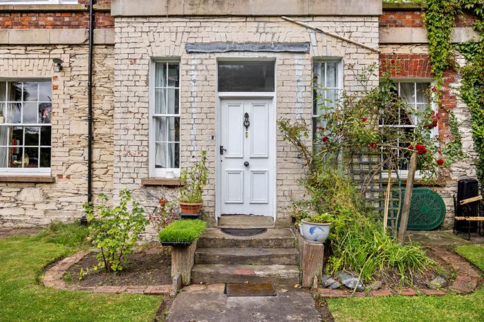 Millbank House, 33 Victoria Road