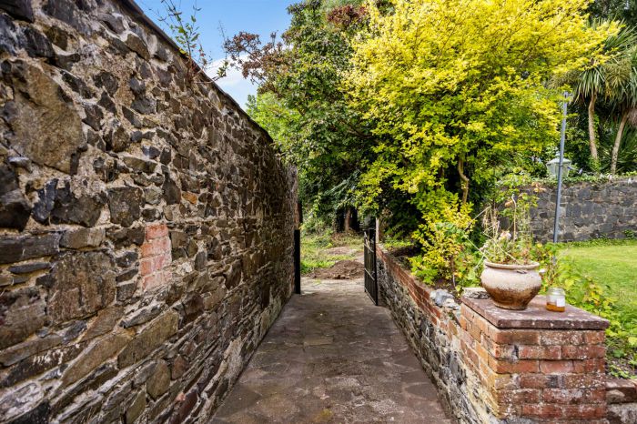 Millbank House, 33 Victoria Road