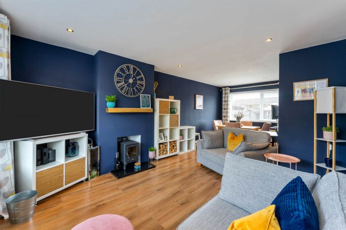 39 Sinclair Road North