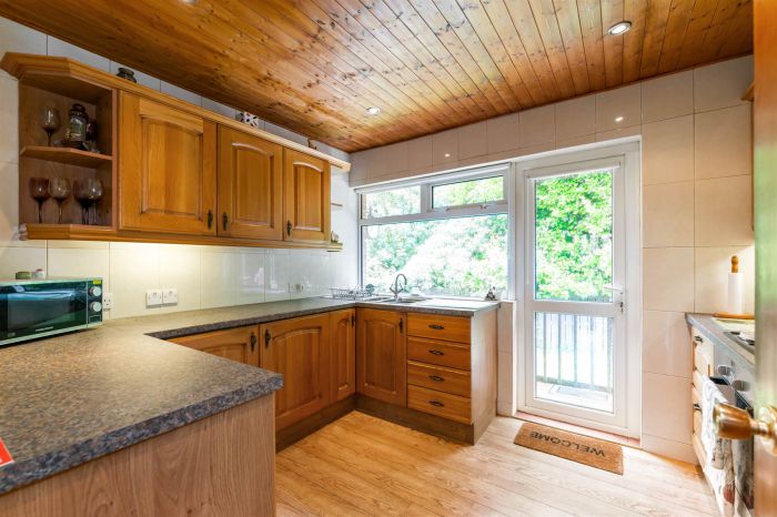 18 Marlborough Avenue