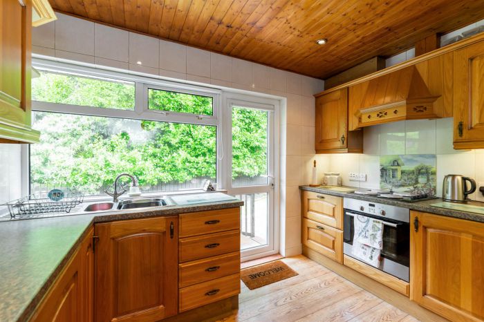 18 Marlborough Avenue