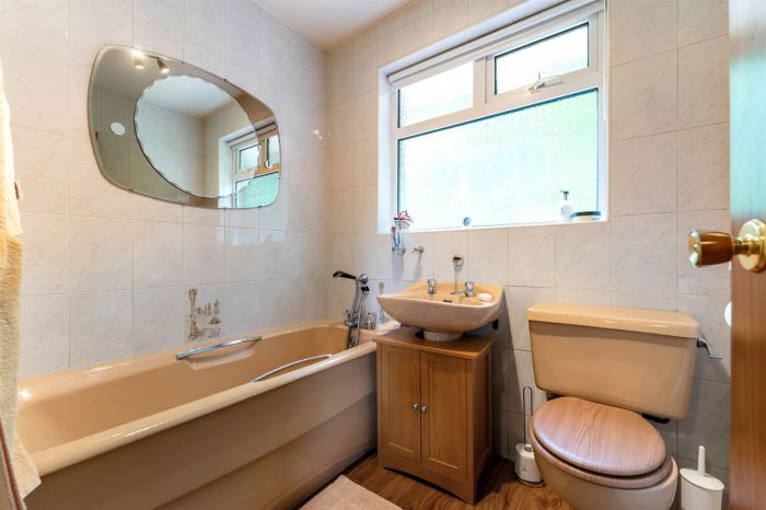 18 Marlborough Avenue