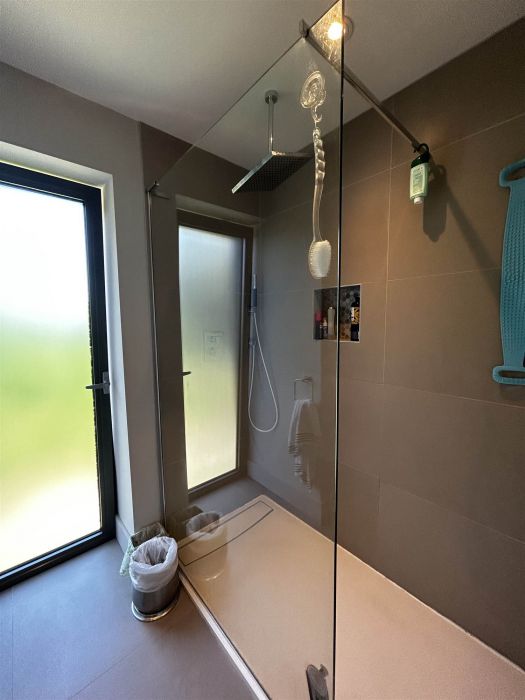 9 Cultra Station Road