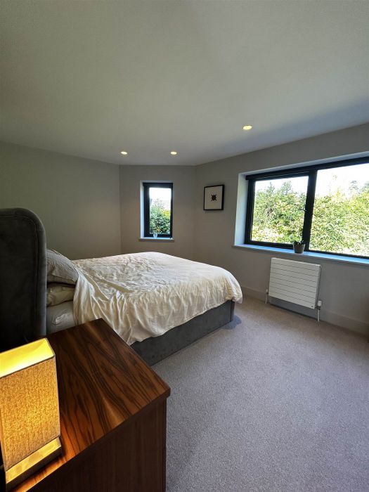 9 Cultra Station Road