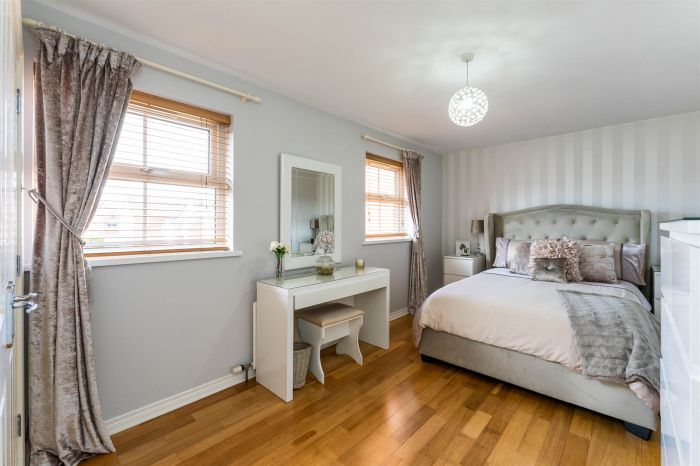 37 Ballycrochan Avenue