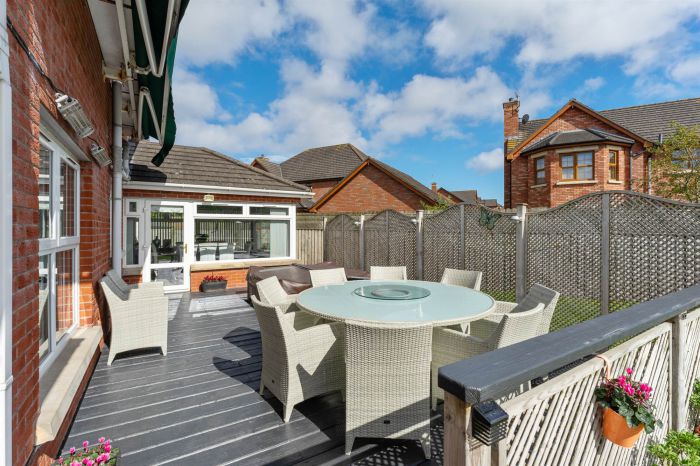 37 Ballycrochan Avenue