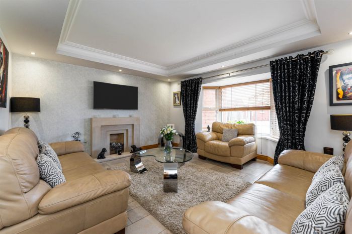 37 Ballycrochan Avenue