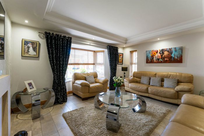 37 Ballycrochan Avenue