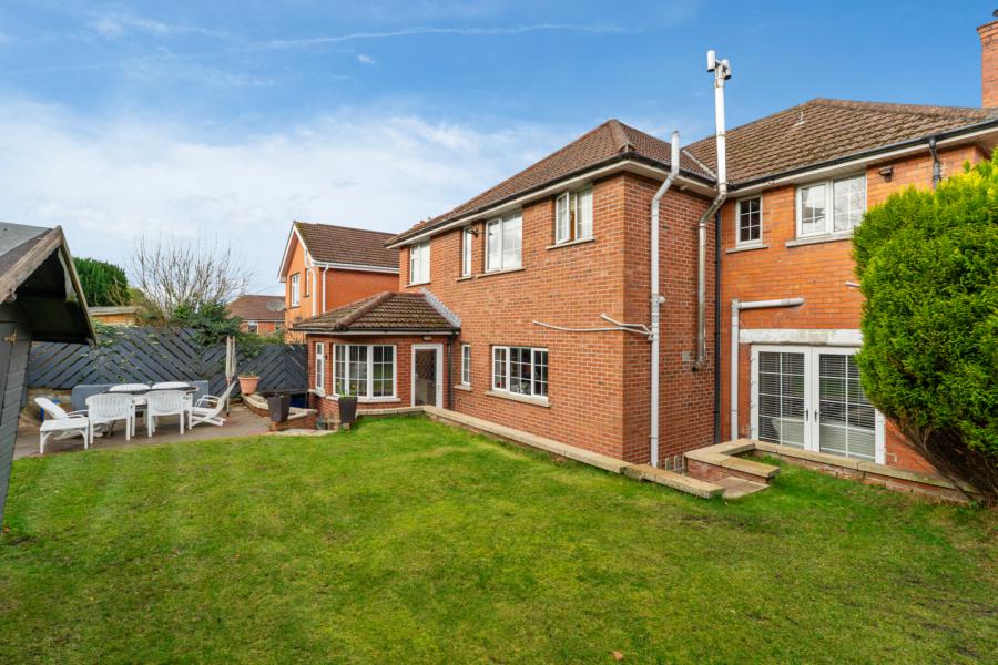 87 Church Road