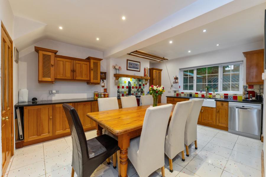 87 Church Road