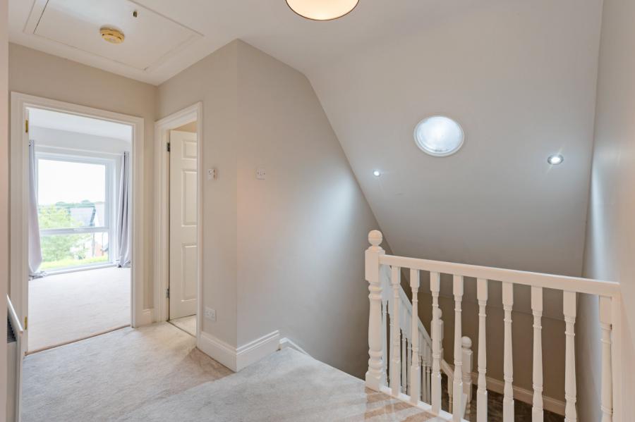 47a, Killaire Park