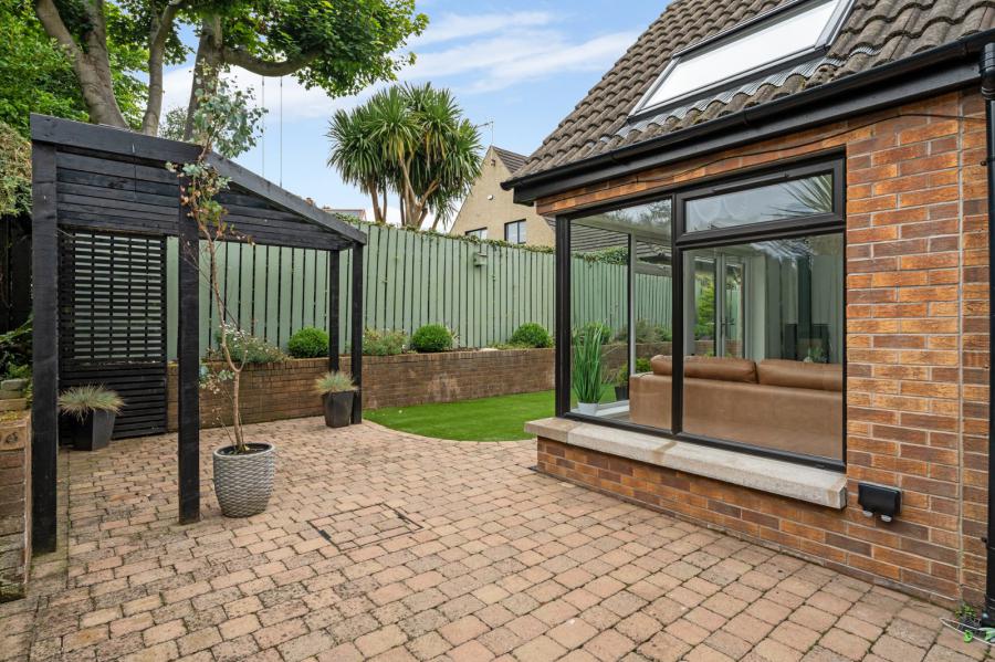 47a, Killaire Park