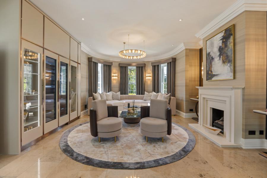 25 Cultra Avenue