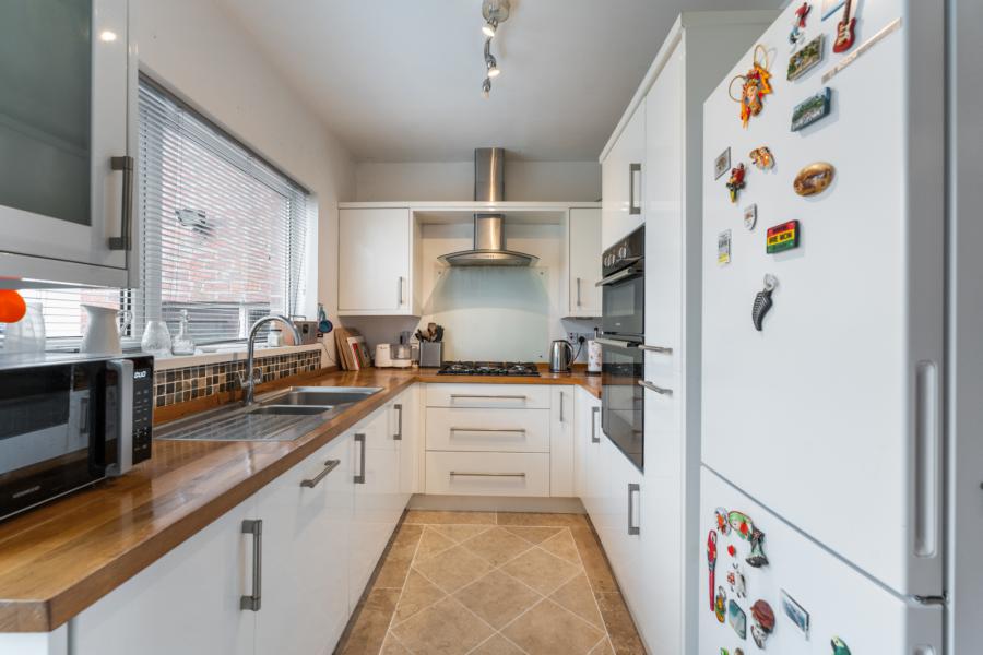 9 Gairloch Park