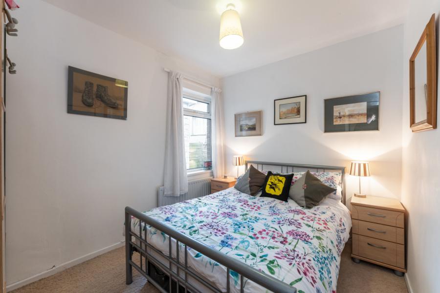 9 Gairloch Park
