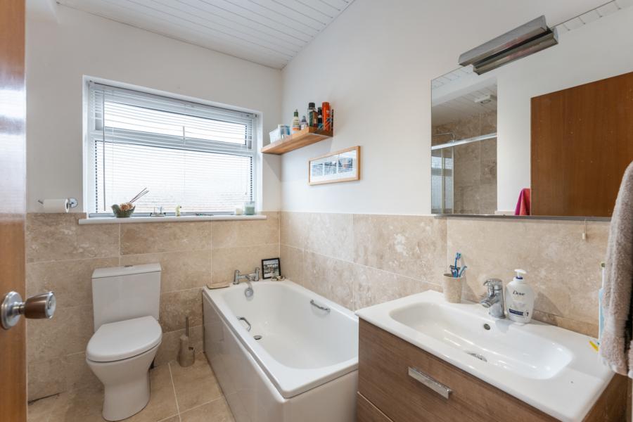 9 Gairloch Park