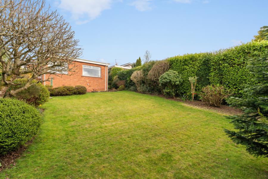 9 Gairloch Park