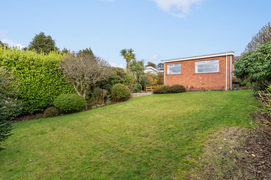 9 Gairloch Park