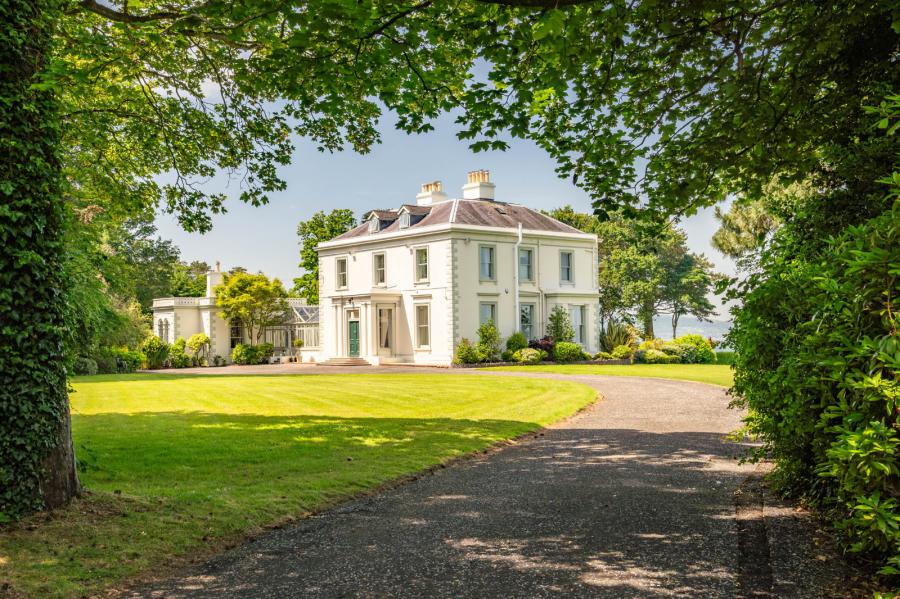 The Grey House, 60 Station Road,craigavad, holywood, BT18 0BP