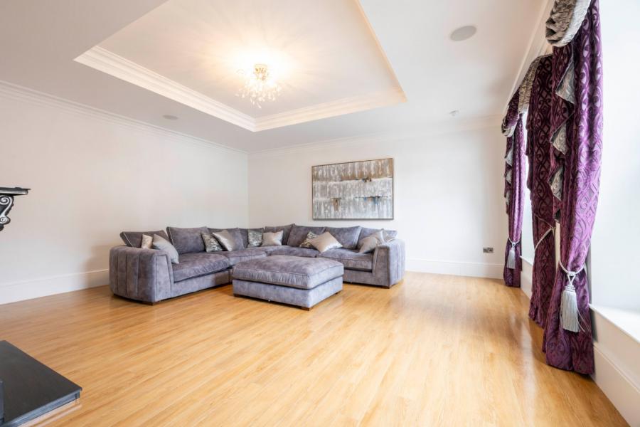 38 Ballymenoch Road