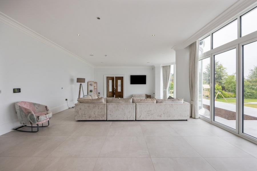38 Ballymenoch Road
