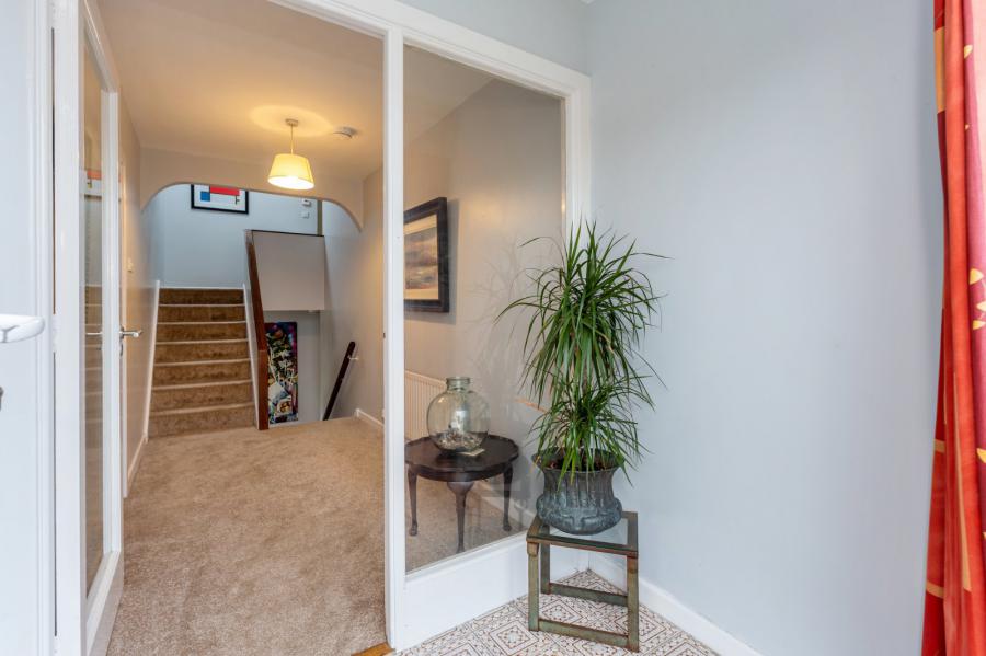 17 Meadow Park