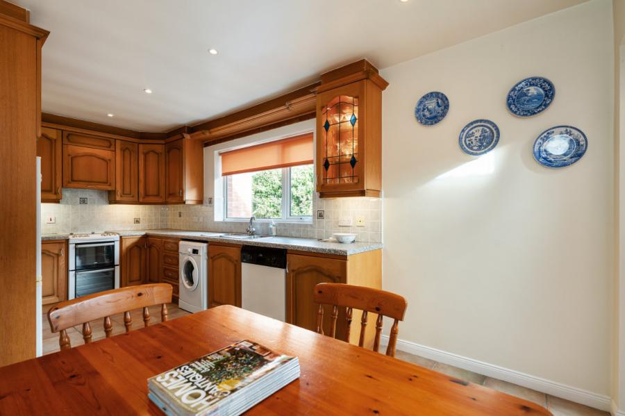 25 Glenaan Park