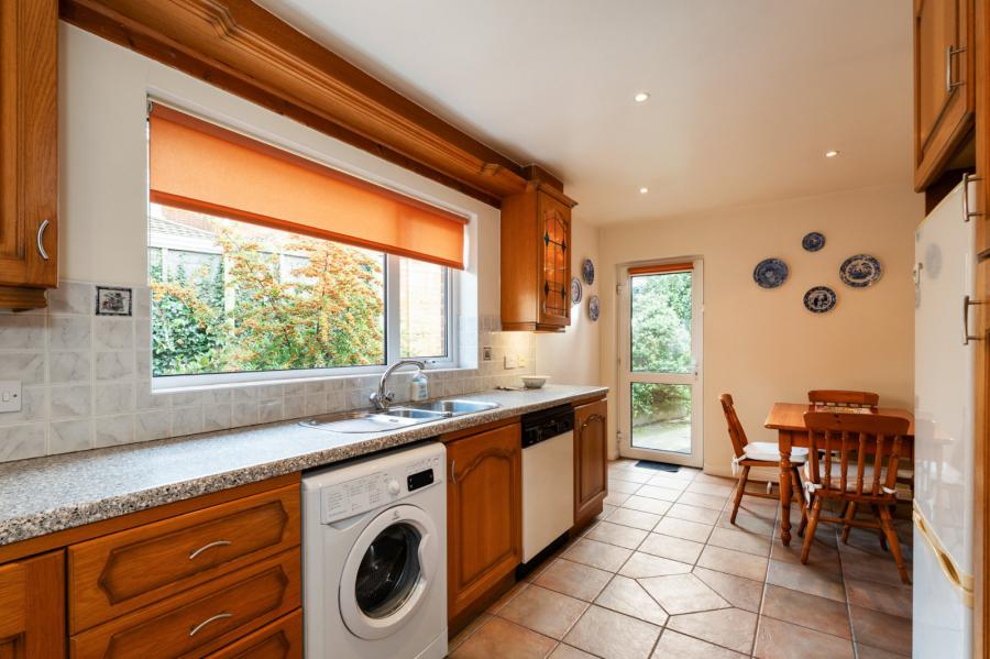 25 Glenaan Park