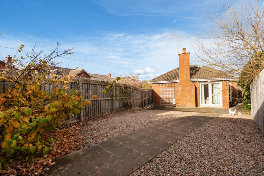 25 Glenaan Park