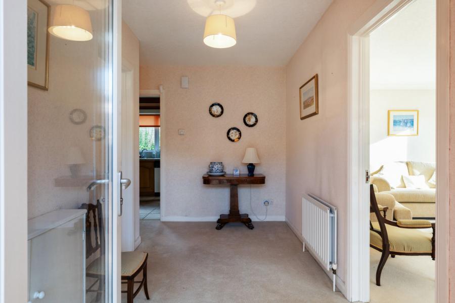 25 Glenaan Park