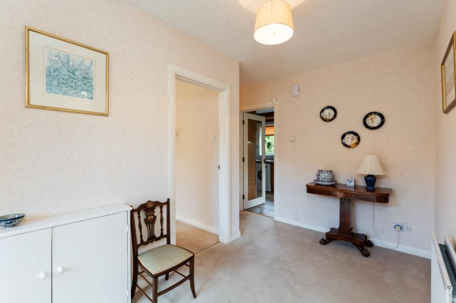 25 Glenaan Park