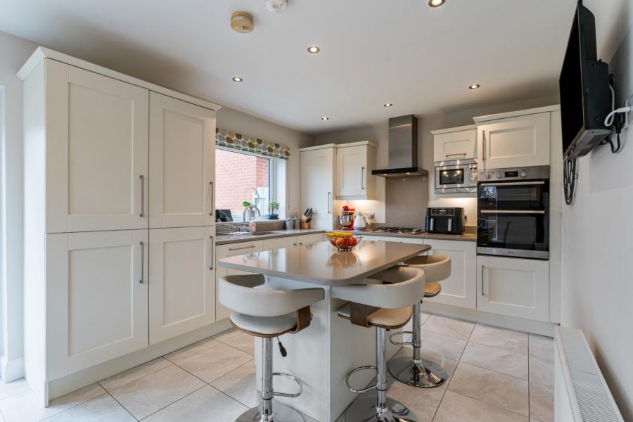 2 Evesham Lane