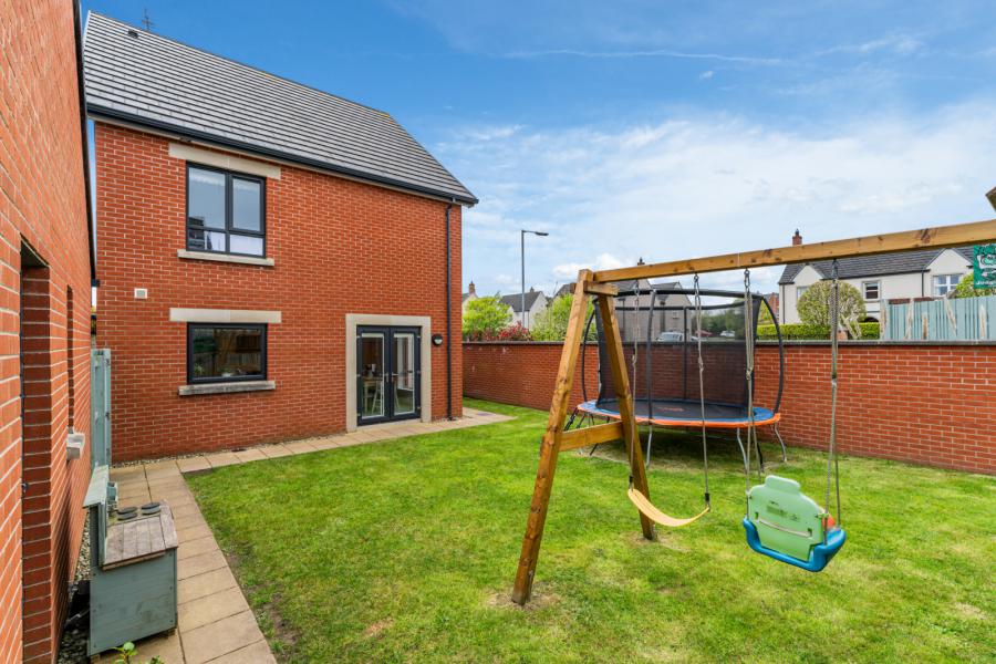 2 Evesham Lane