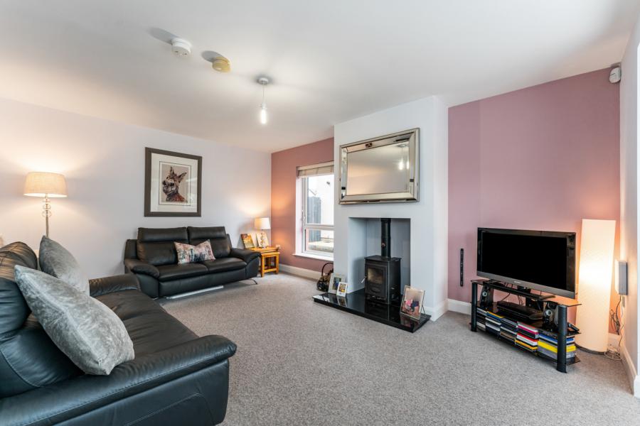 2 Evesham Lane