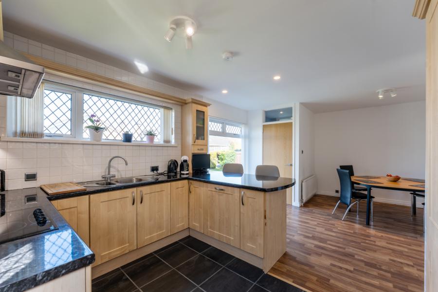 31 Navar Drive