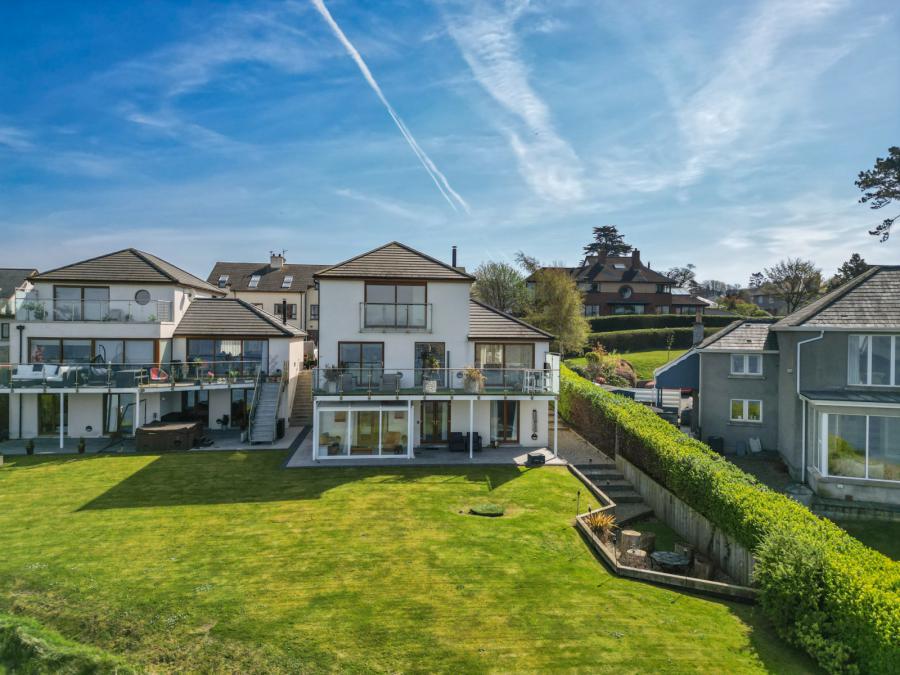 1 Downshire Court