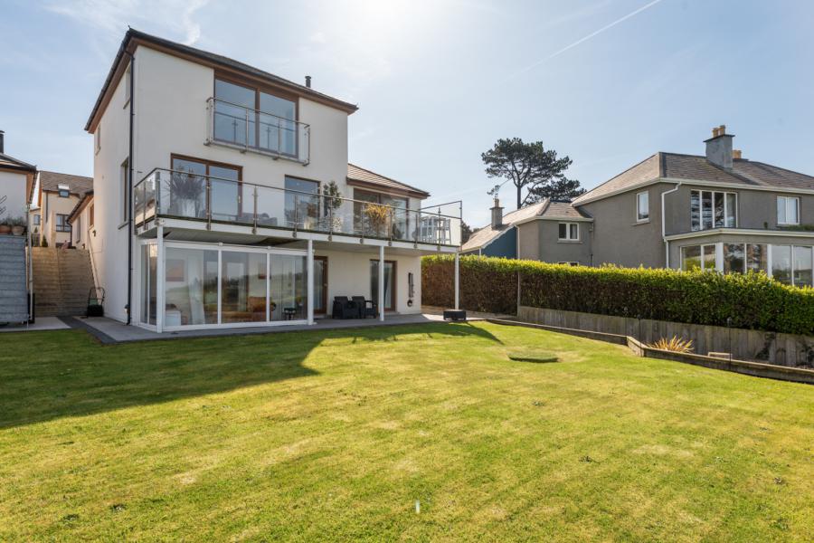 1 Downshire Court
