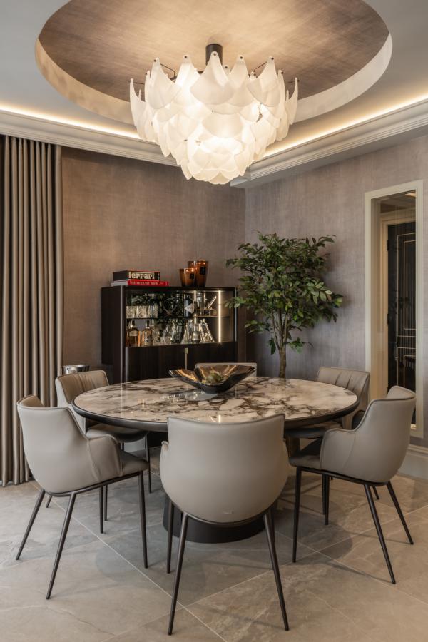 Apartment 2 Henley, 12 Seafront Road