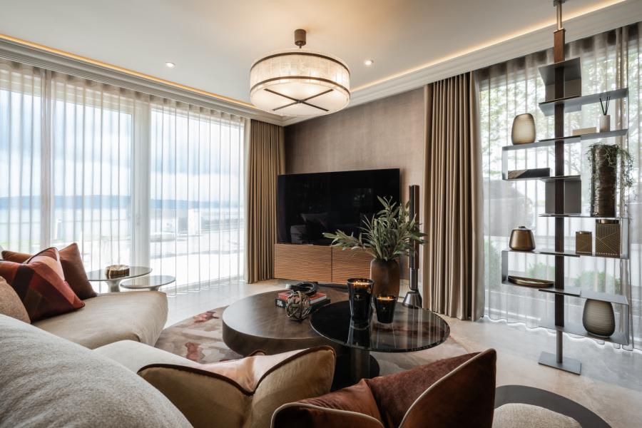 Apartment 2 Henley, 12 Seafront Road Apartment 2 Henley, 12 Seafront Road