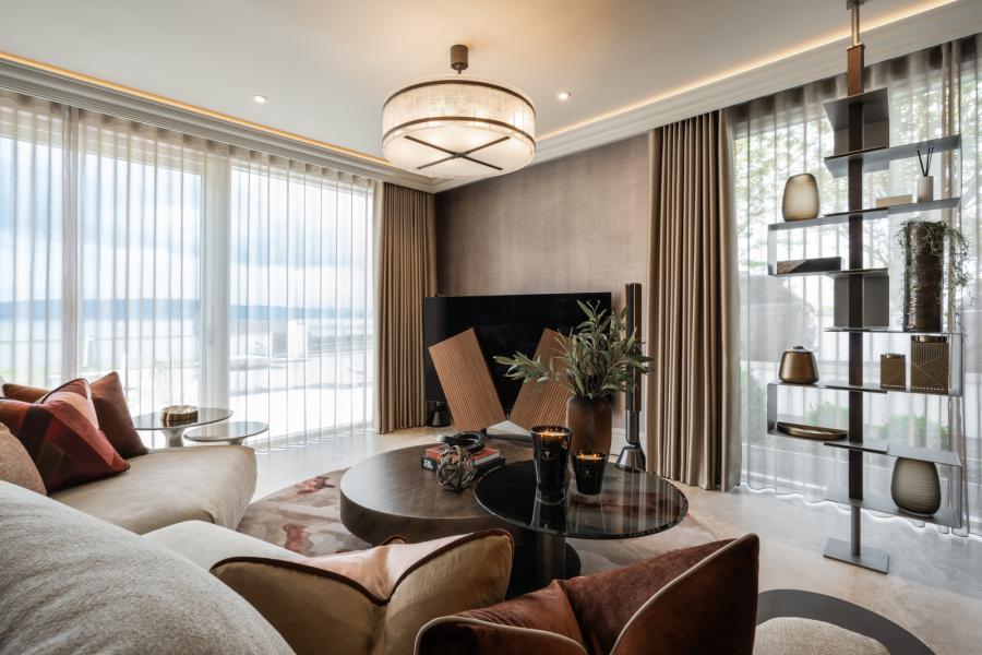Apartment 2 Henley, 12 Seafront Road