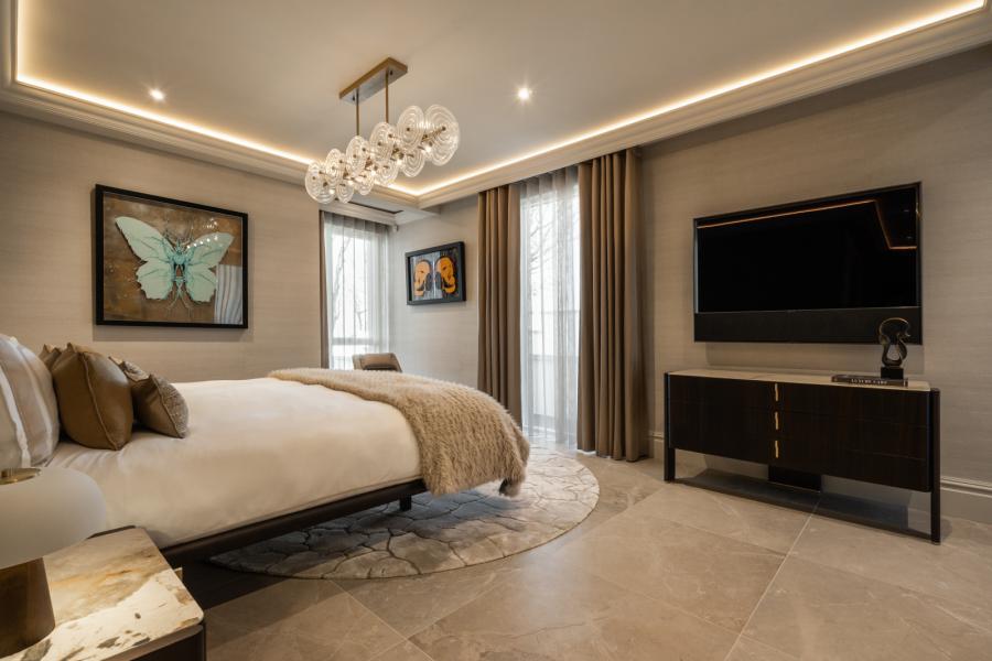 Apartment 2 Henley, 12 Seafront Road
