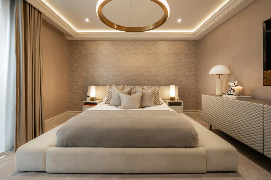 Apartment 2 Henley, 12 Seafront Road