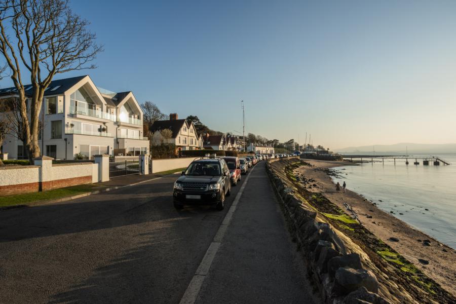 Apartment 2 Henley, 12 Seafront Road