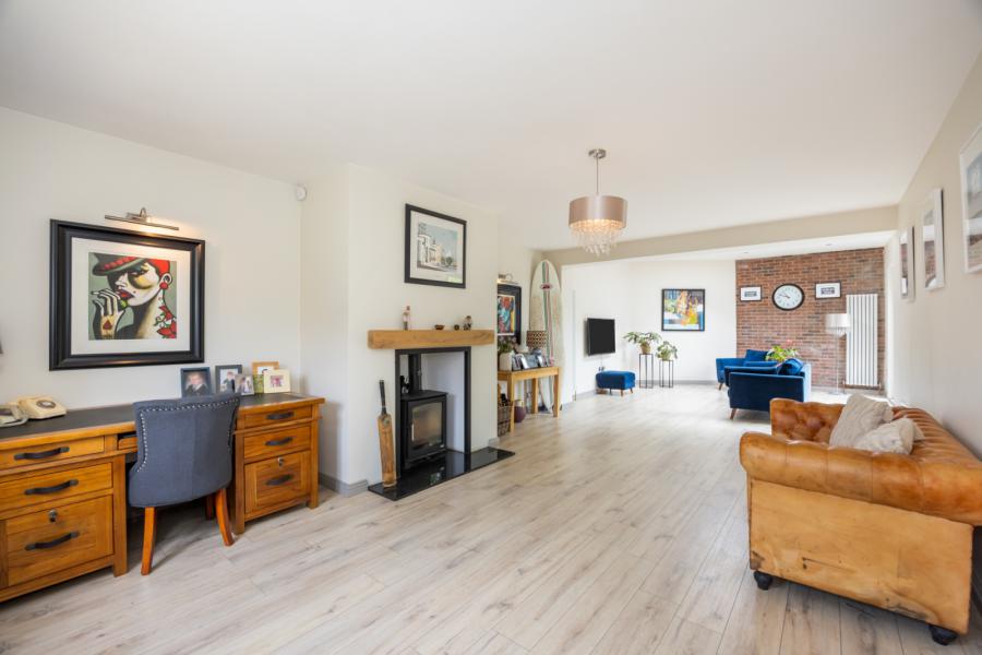 35b, Chimera Wood