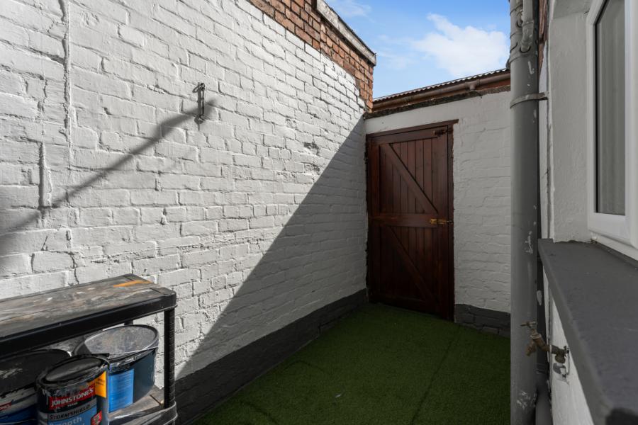 77 Downshire Road