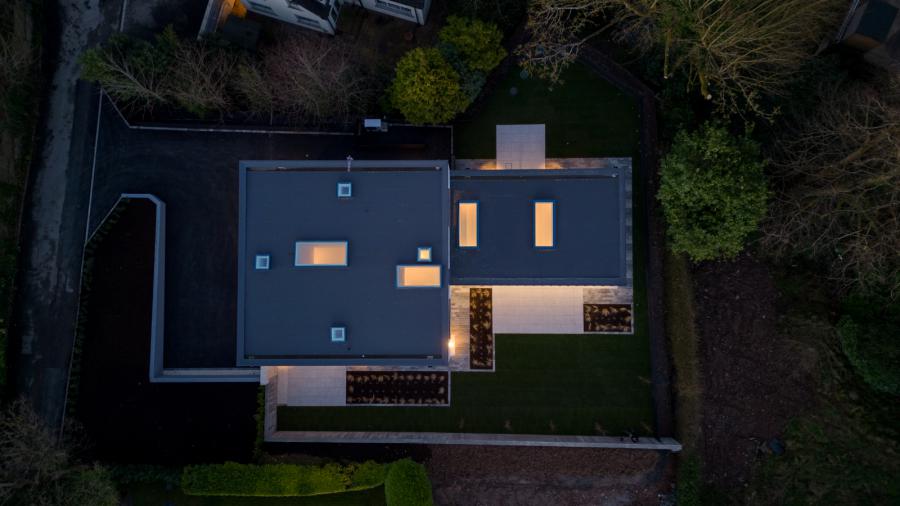 Monad, 7a Glen Road