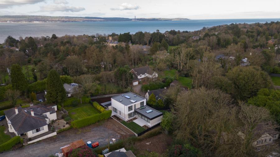 Monad, 7a Glen Road